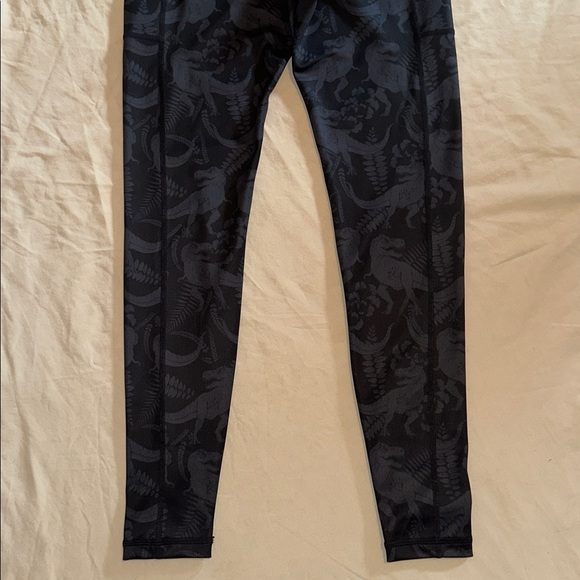 CVG *NWOT* Women's T-Flex Dinosaur Print Full Length Leggings - Picture 10 of 12